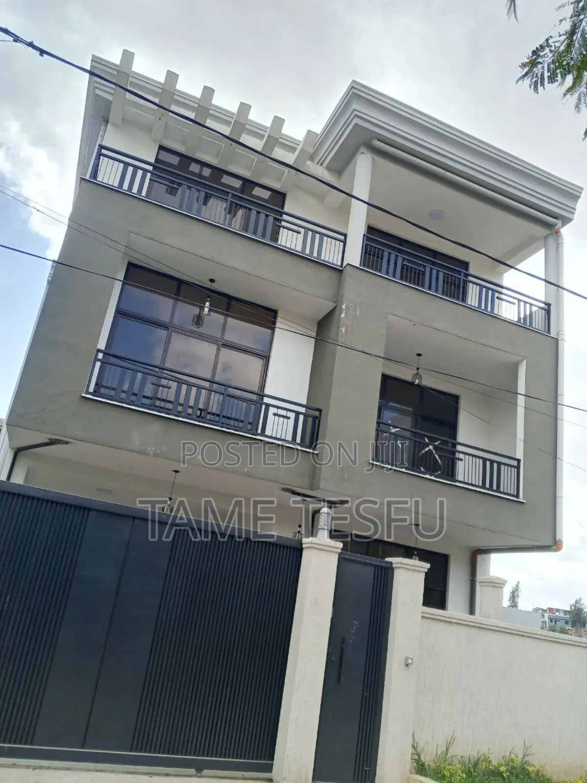 Furnished 8bdrm House in ላምበርት, Bole for sale