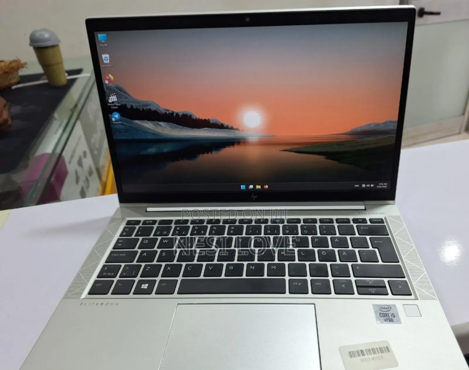 New Laptop HP EliteBook 830 G7 16GB Intel Core i5 SSD 512GB