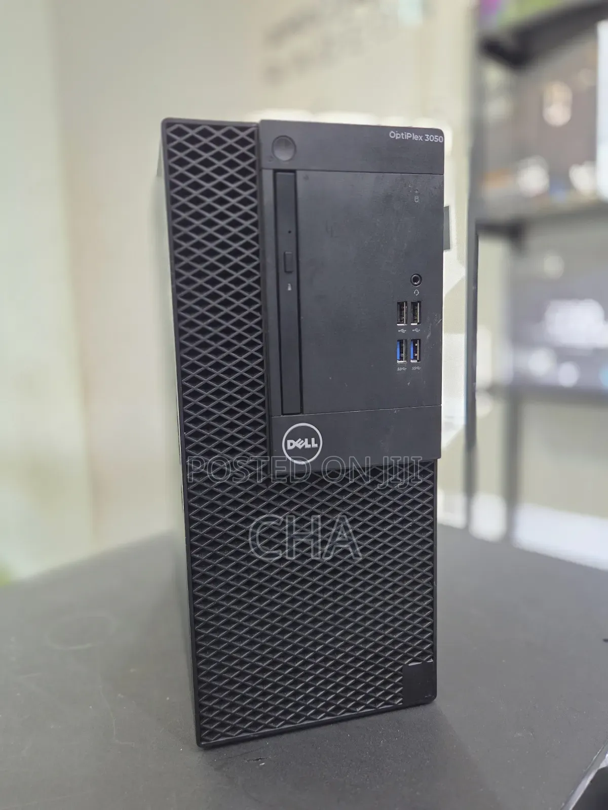 Desktop Computer Dell OptiPlex 3050 4GB Intel Core i5 HDD 500GB