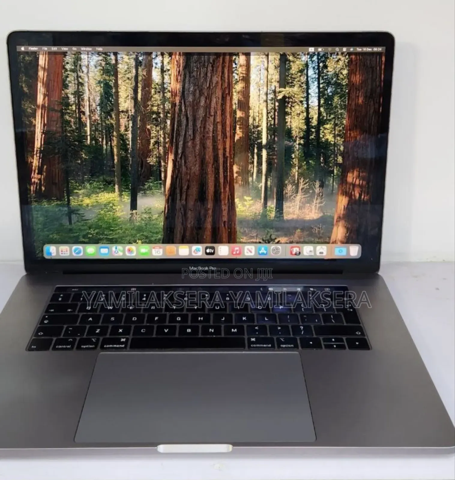 New Laptop Apple MacBook Pro 2018 32GB Intel Core i9 SSD 512GB