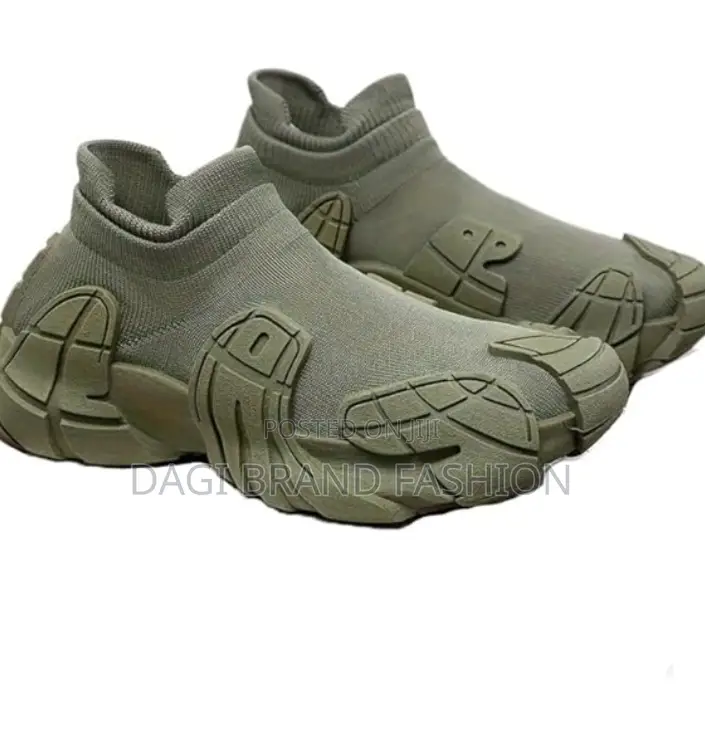 High-Quality Casual Shoes – All-Day Wear