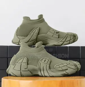 High-Quality Casual Shoes – All-Day Wear