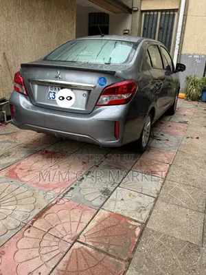 Mitsubishi Attrage 2022 Gray