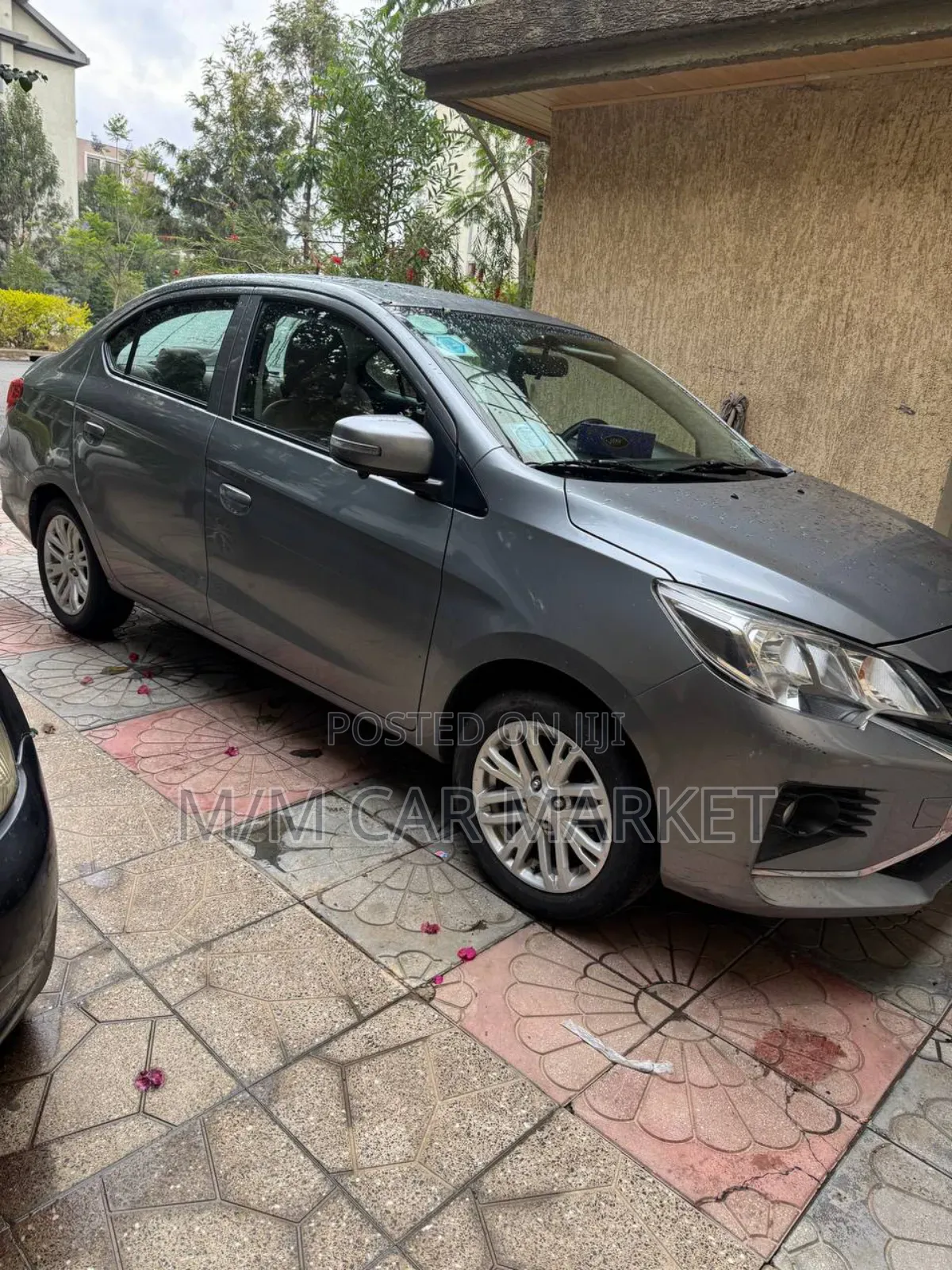 Mitsubishi Attrage 2022 Gray