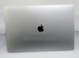 New Laptop Apple MacBook 2018 32GB Intel Core i9 SSD 512GB