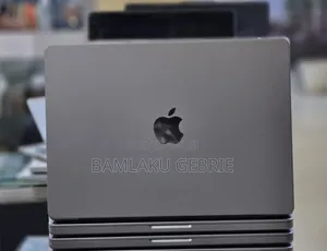 New Laptop Apple MacBook Pro 2021 M1 32GB Apple M1 Pro SSD 512GB