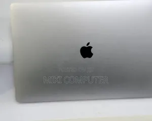 New Laptop Apple MacBook Pro 2018 32GB Intel Core i9 SSD 512GB