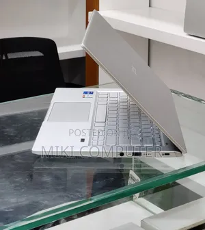 New Laptop Acer 8GB Intel Core i5 SSD 512GB