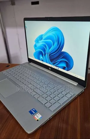 New Laptop HP Stream Notebook 16GB Intel Core i5 SSD 512GB