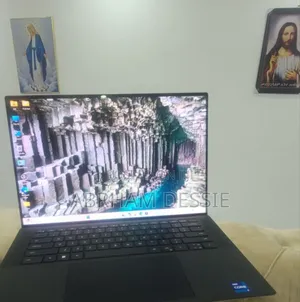 New Laptop Dell XPS 15 16GB Intel Core i7 SSD 512GB