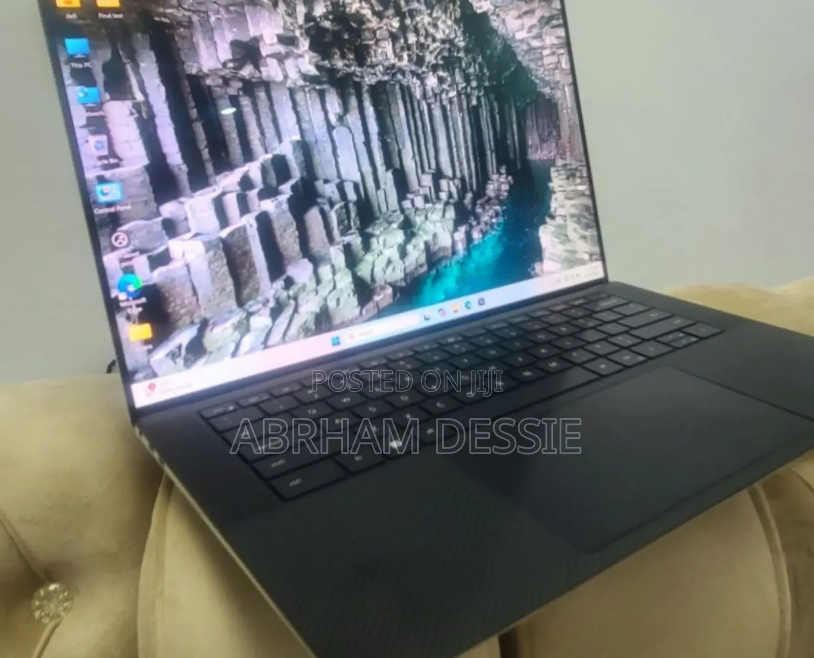 New Laptop Dell XPS 15 16GB Intel Core i7 SSD 512GB