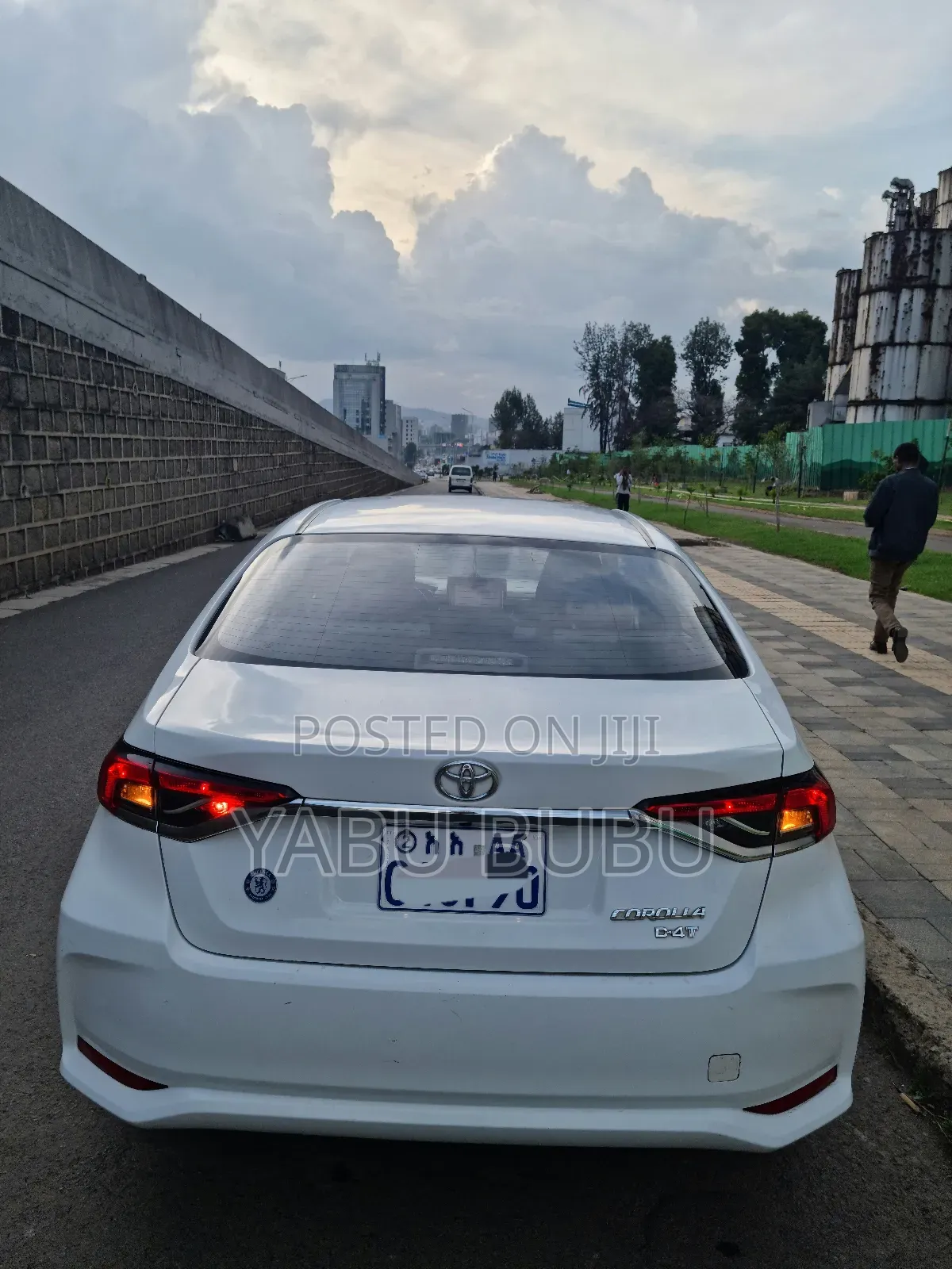 Toyota Corolla SE 2022 White