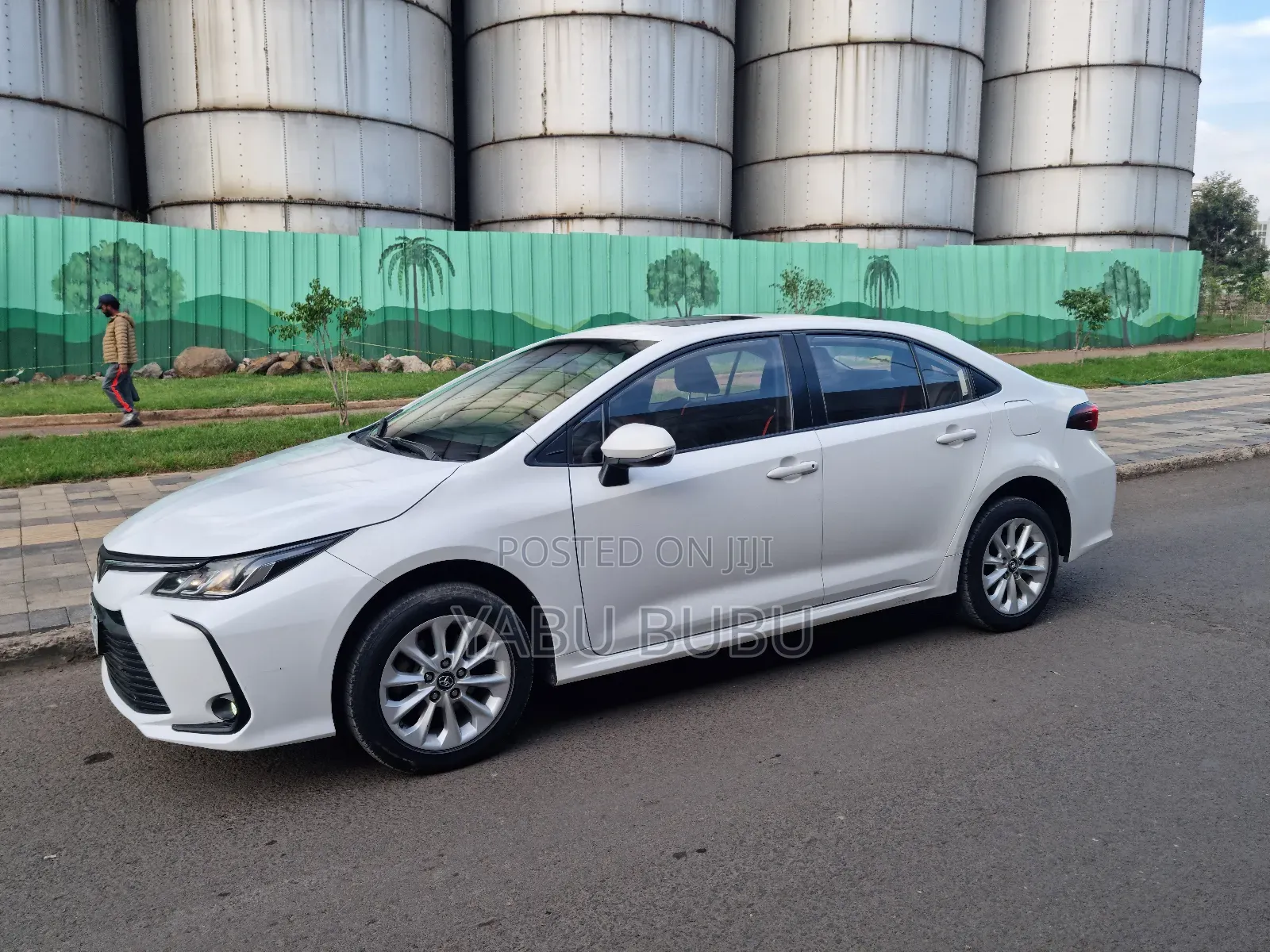 Toyota Corolla SE 2022 White