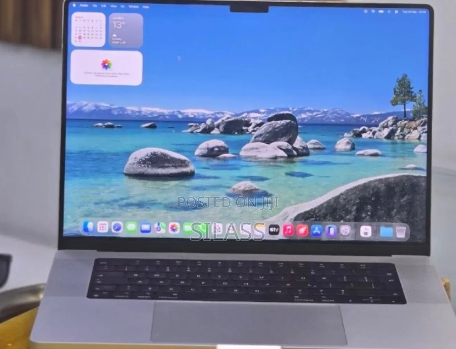 New Laptop Apple MacBook Pro M1 32GB Apple M1 Pro SSD 512GB