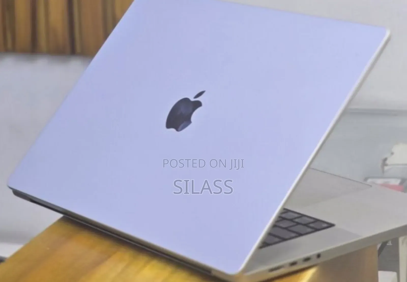 New Laptop Apple MacBook Pro M1 32GB Apple M1 Pro SSD 512GB