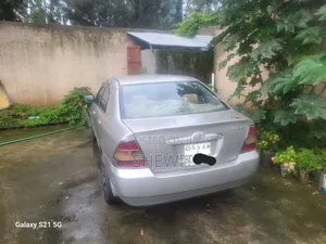 Toyota Corolla Sedan 2003 Gold