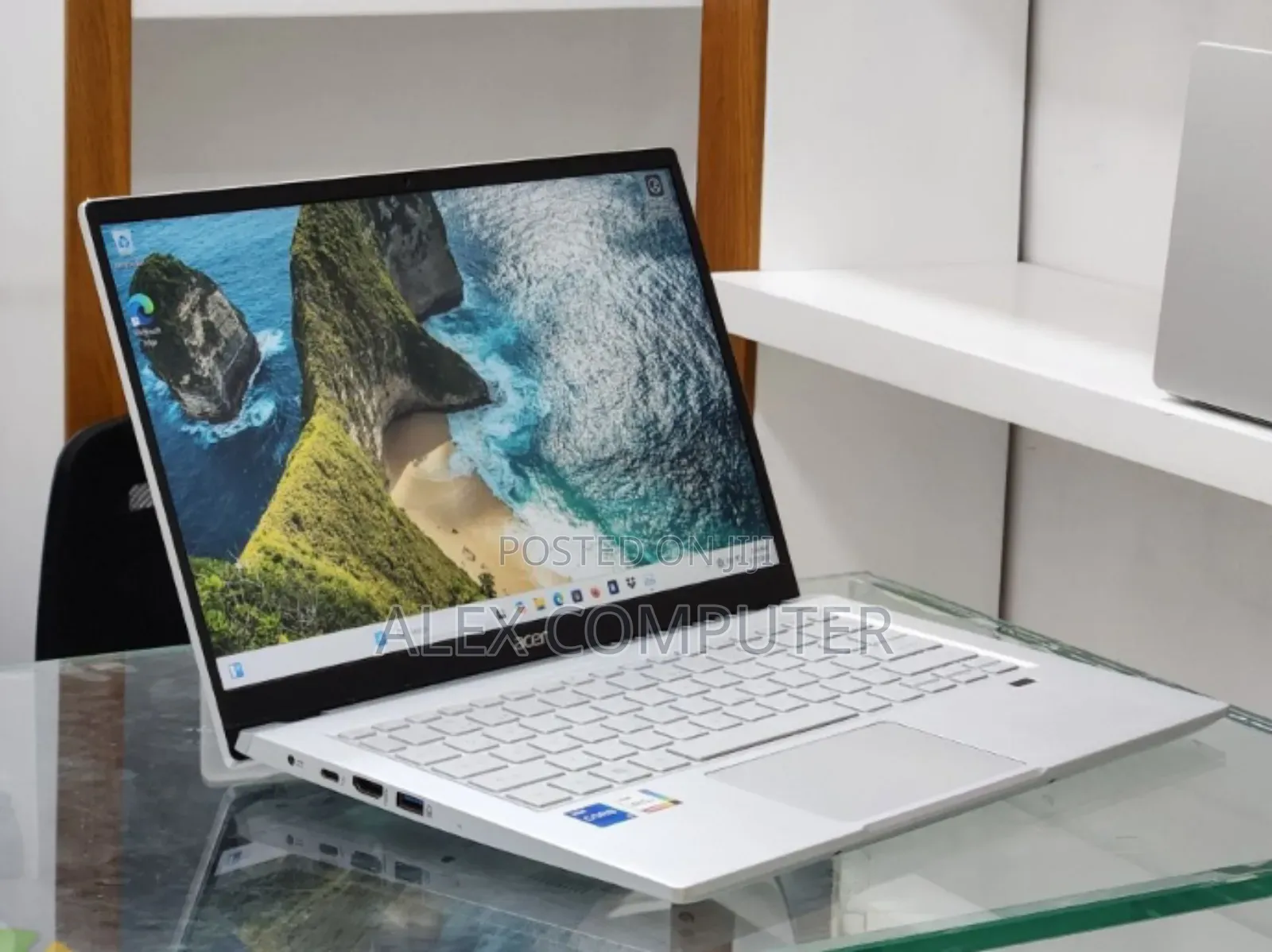 New Laptop Acer 8GB Intel Core i5 SSD 512GB