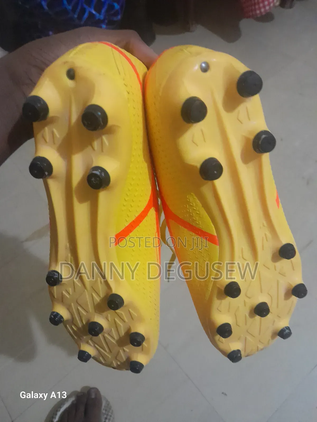 ታኬታoriginal