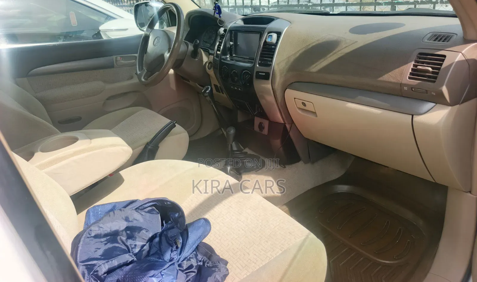 Toyota Land Cruiser Prado 2006 White