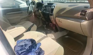 Toyota Land Cruiser Prado 2006 White