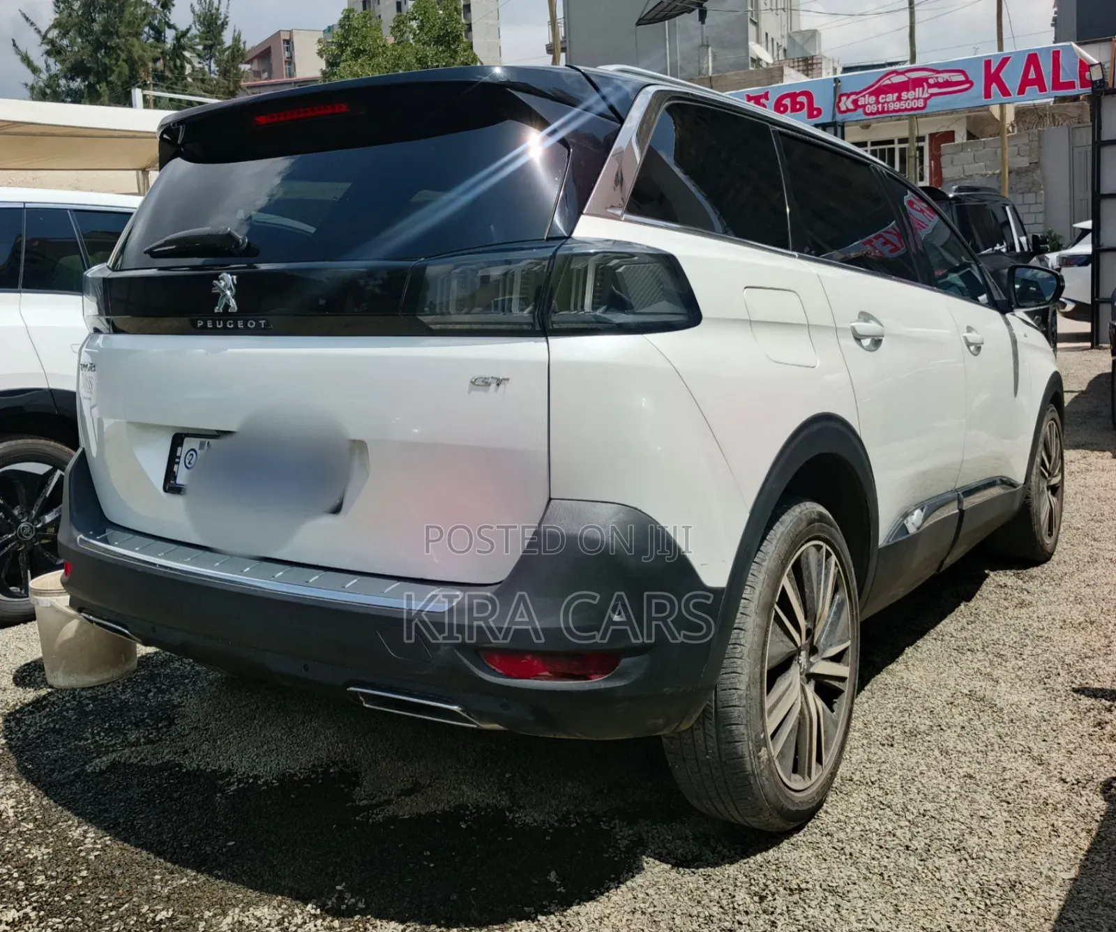 Peugeot 5008 2021 White