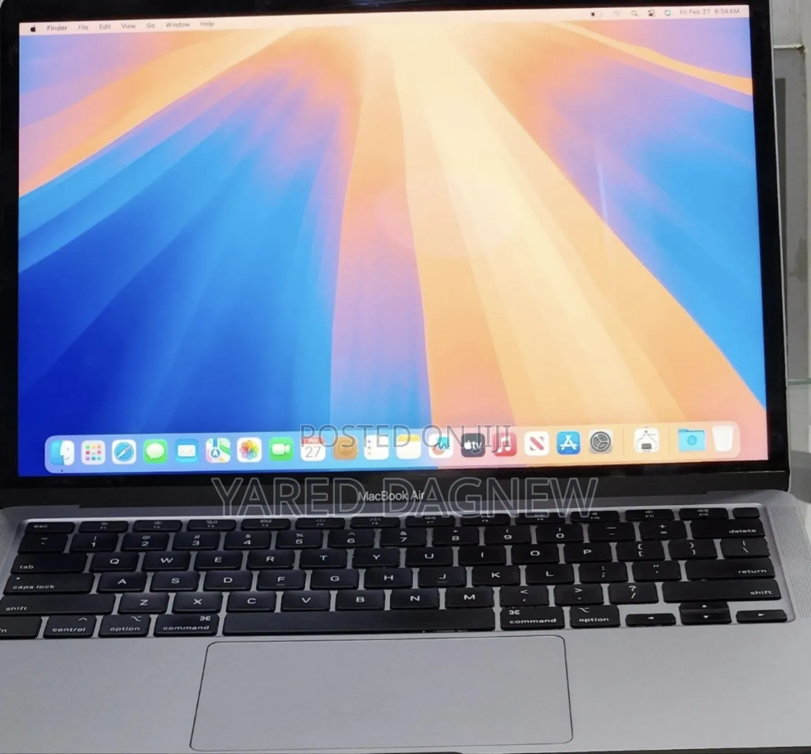 New Laptop Apple MacBook Air 2020 8GB Intel Core i3 SSD 256GB