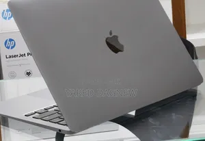 New Laptop Apple MacBook Air 2020 8GB Intel Core i3 SSD 256GB