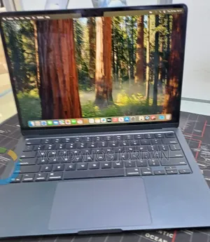 New Laptop Apple MacBook Air 2025 M4 13-inch 16GB Apple M4 SSD 256GB