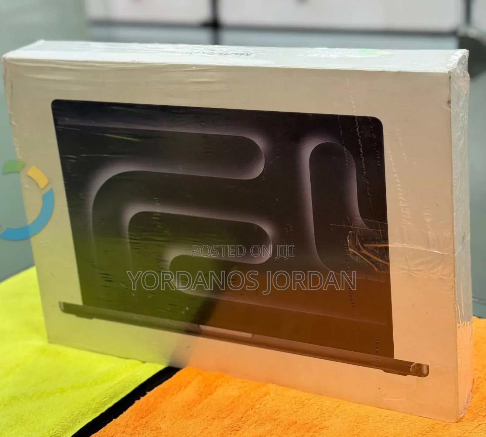 New Apple MacBook Pro 2024 M4 Max 16-inch 64GB Apple M4 Max SSD 2T