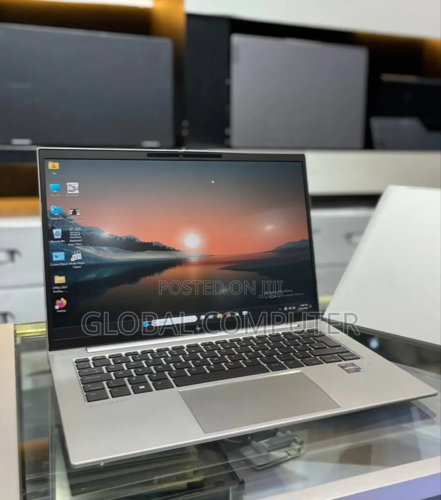 New Laptop HP EliteBook 1040 16GB Intel Core i7 SSD 512GB