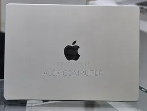 New Laptop Apple Macbook Pro 2025 M5 14-inch 16GB Apple M5 SSD 512GB