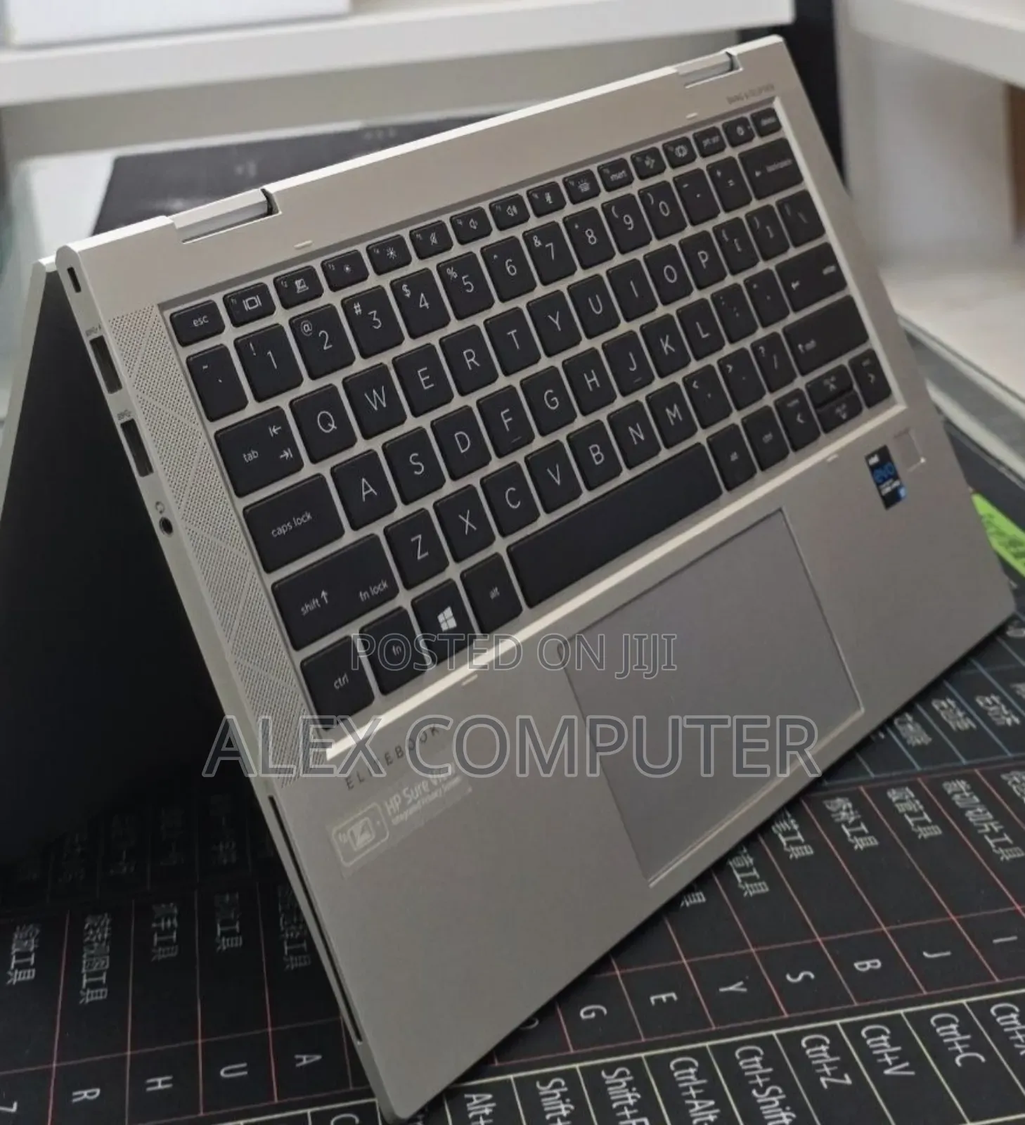 New Laptop HP EliteBook x360 1030 G8 16GB Intel Core i7 SSD 512GB