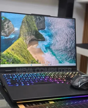 New Laptop Lenovo Legion Pro 7 48GB Intel Core i9 SSD 1T