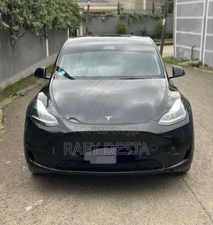 Tesla Model Y 2024 Black