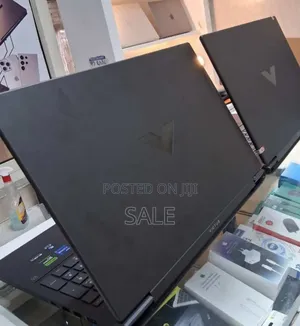New Laptop HP Victus 15 16GB Intel Core i7 SSD 1T