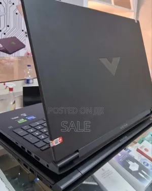 New Laptop HP Victus 15 16GB Intel Core i7 SSD 1T