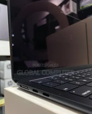 New Laptop Apple MacBook Air 2025 M4 13-inch 16GB Apple M4 SSD 512GB