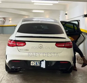 Mercedes-Benz GLE-Class 2016 White