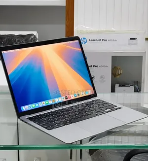 New Laptop Apple MacBook Air 2020 8GB Intel Core i3 SSD 256GB