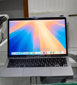 New Laptop Apple MacBook Air 2020 8GB Intel Core i3 SSD 256GB