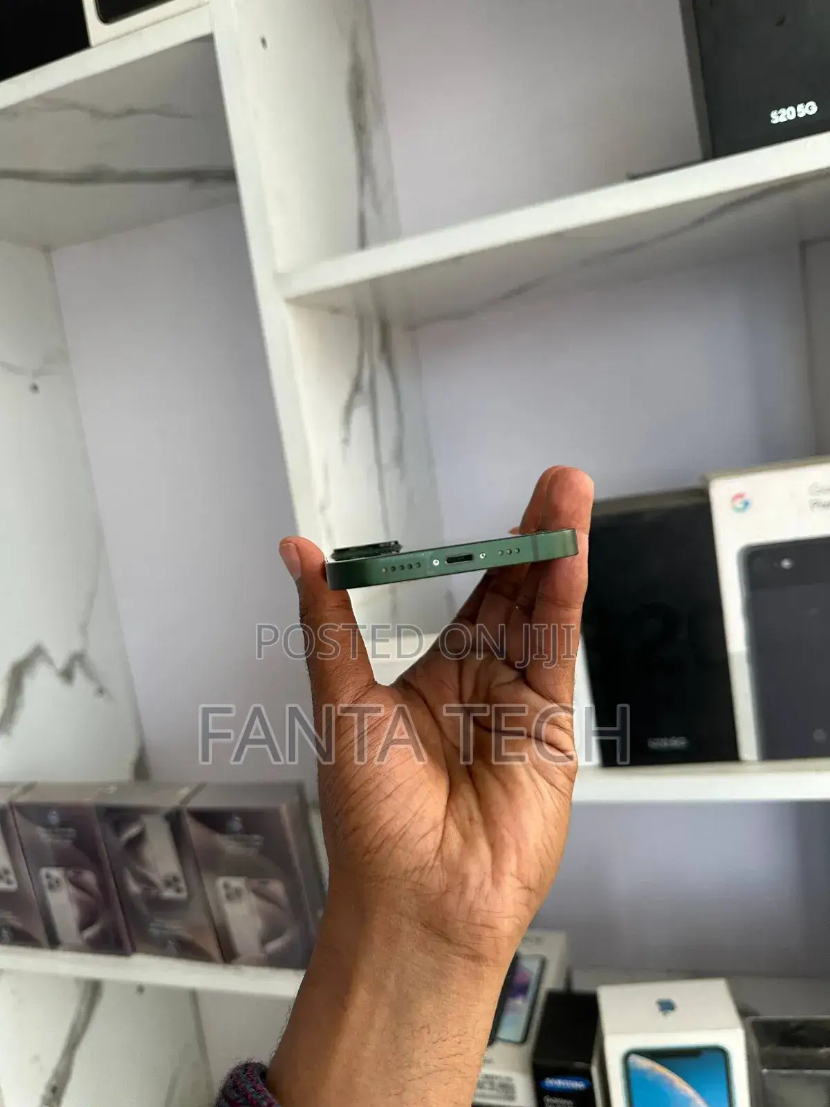 Apple iPhone 13 128 GB Green