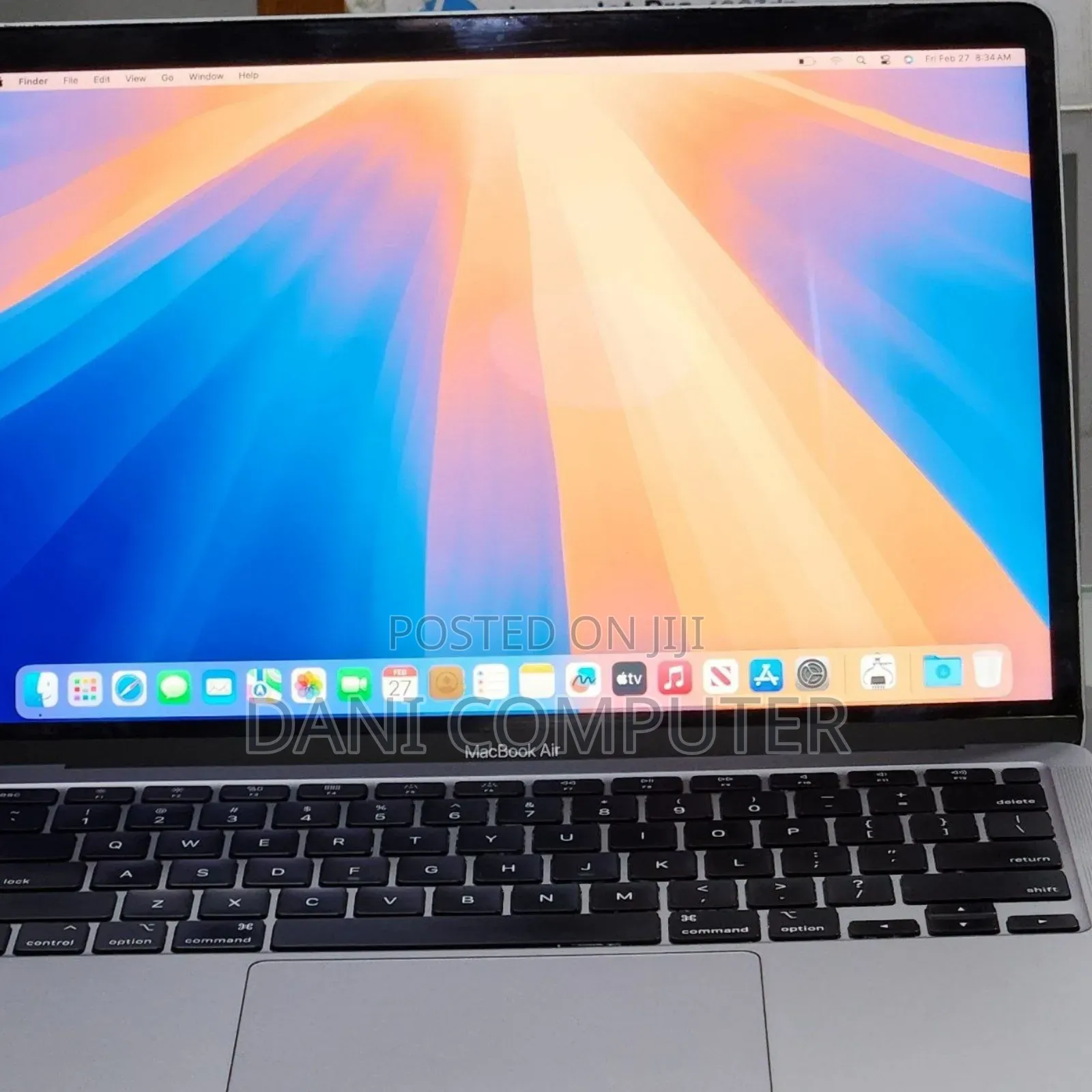 New Laptop Apple MacBook Air 2020 8GB Intel Core i3 SSD 256GB