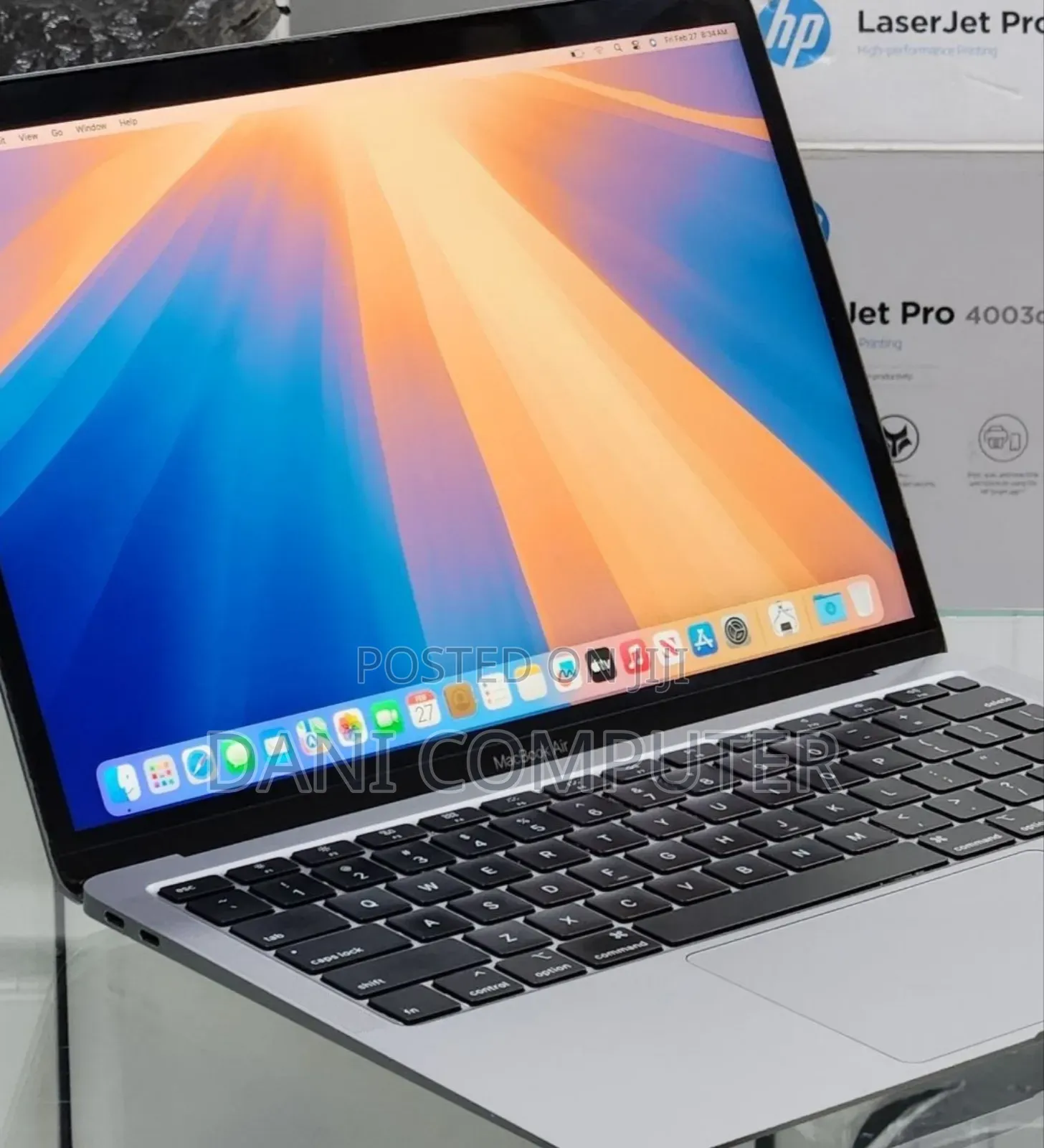 New Laptop Apple MacBook Air 2020 8GB Intel Core i3 SSD 256GB
