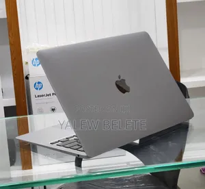 New Laptop Apple MacBook Air 2020 8GB Intel Core i3 SSD 256GB