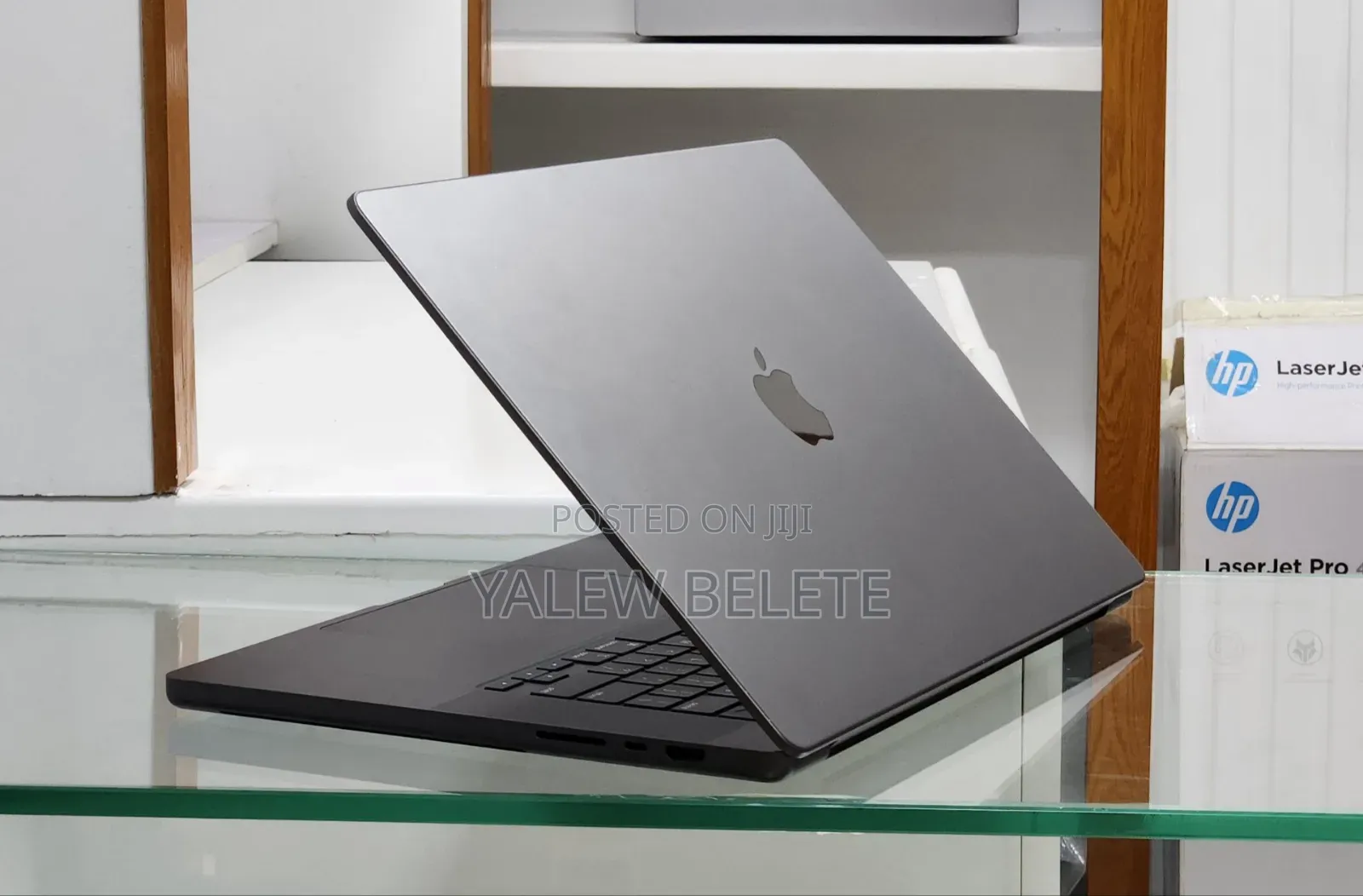 New Laptop Apple MacBook Pro 2023 M3 14-inch 36GB Apple M3 SSD 1T
