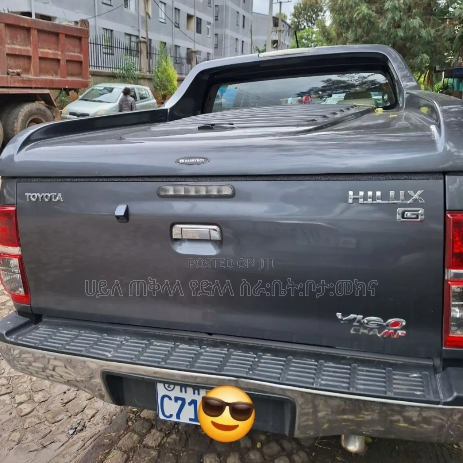 Toyota Hilux 2014 Gray