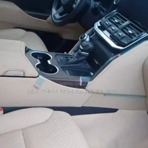Toyota Land Cruiser 2022 Ivory