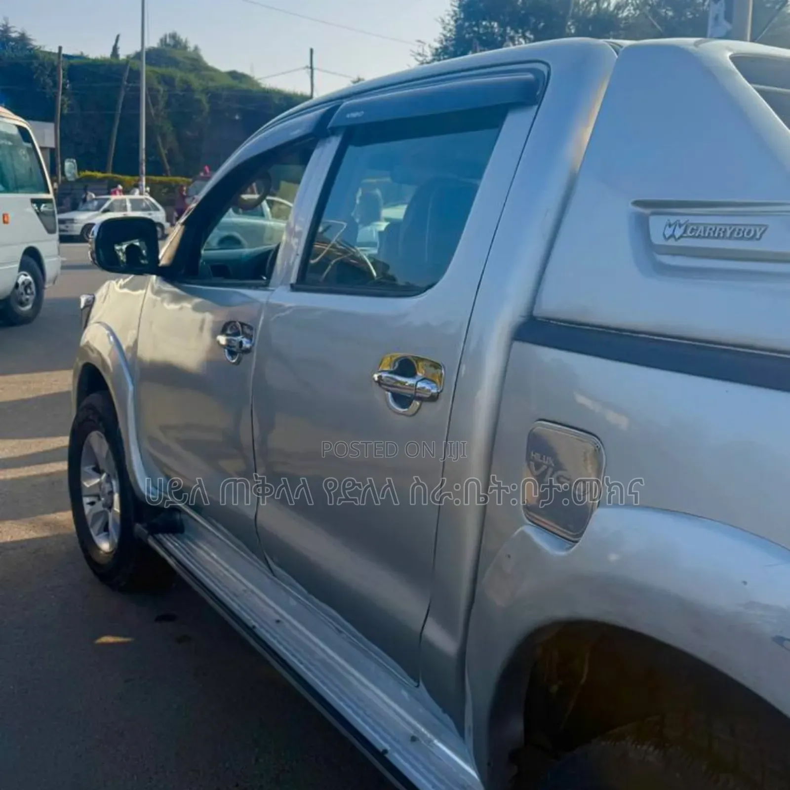 Toyota Hilux 2012 Gold