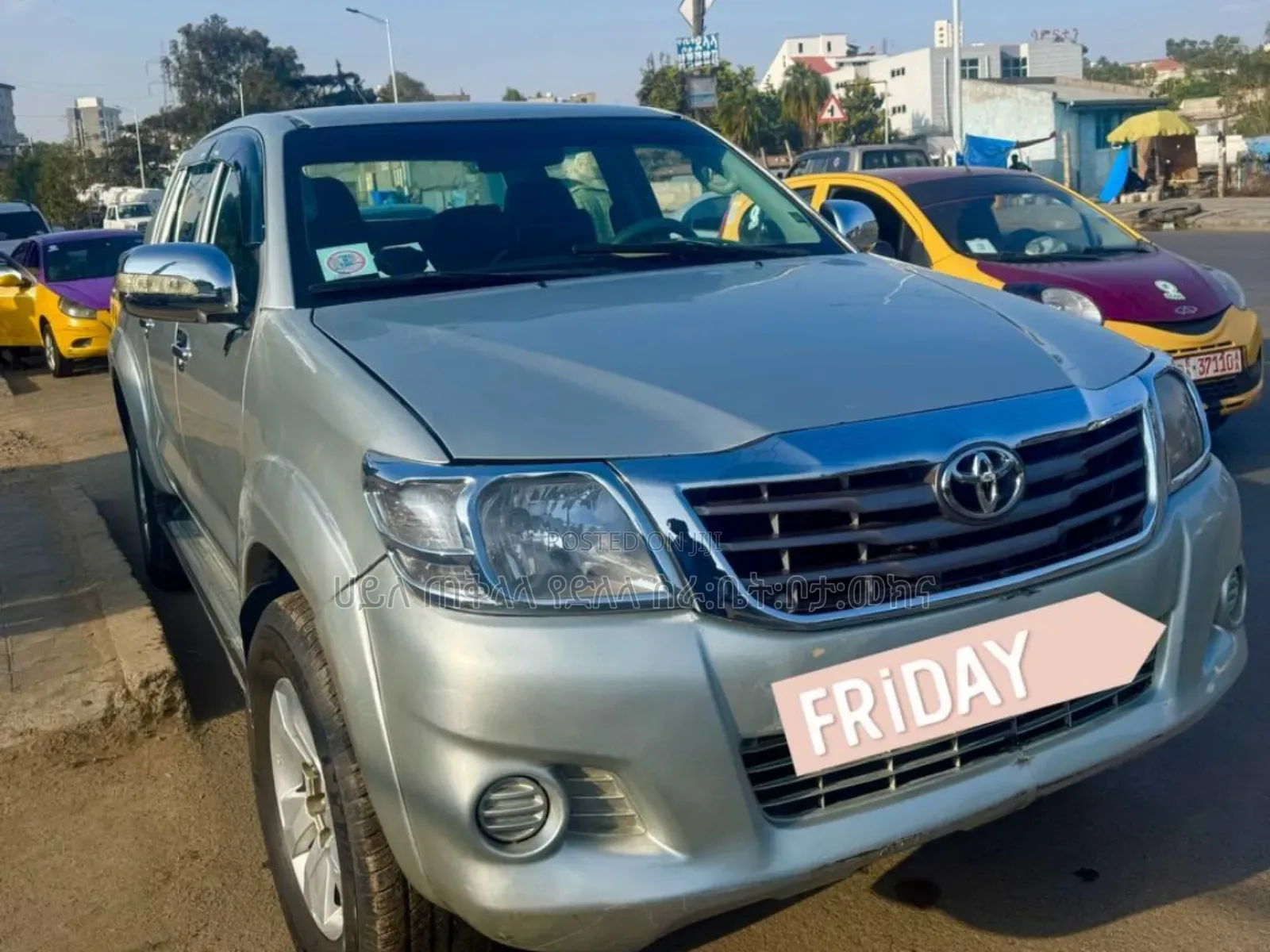 Toyota Hilux 2012 Gold
