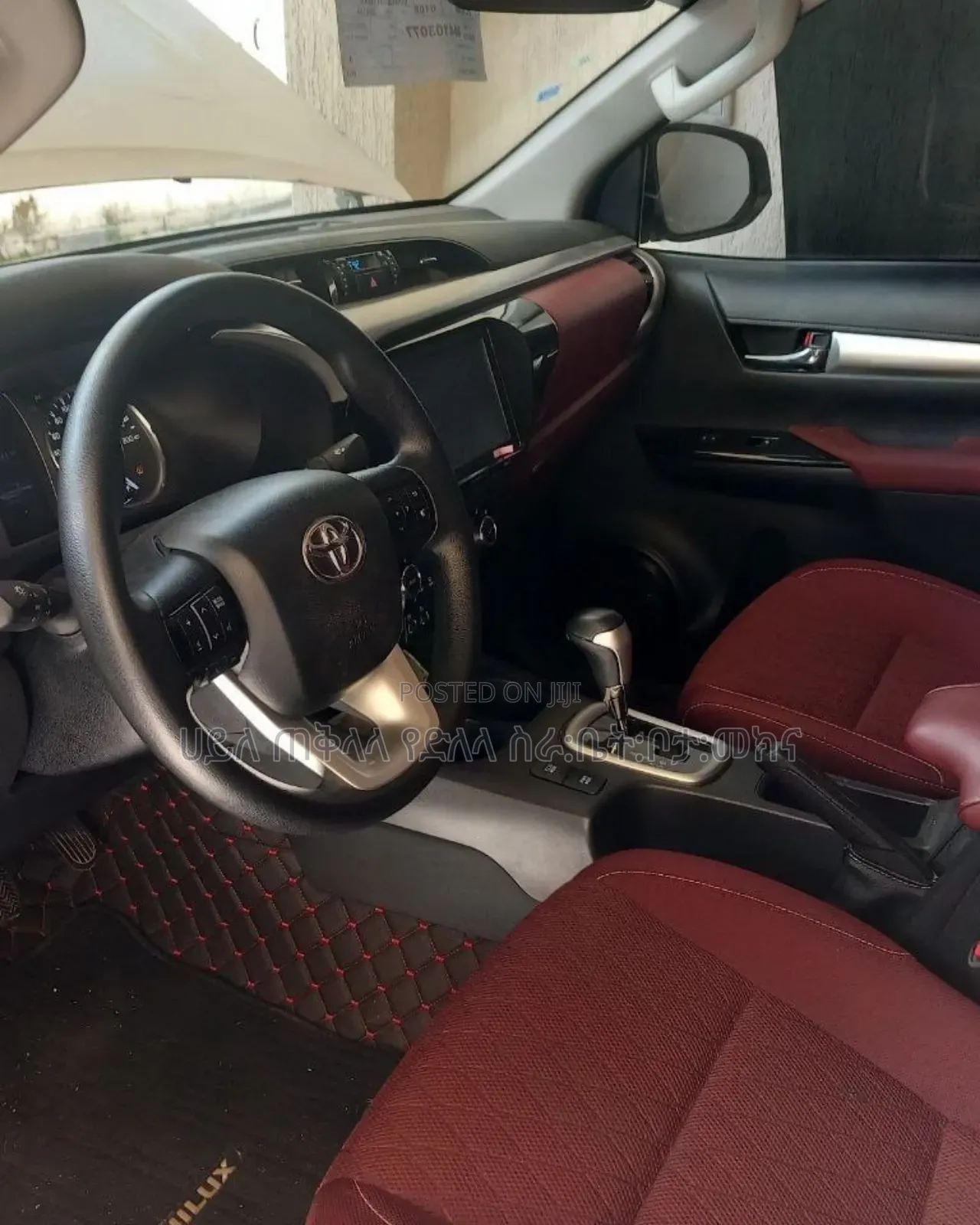 Toyota Hilux 2021 Ivory